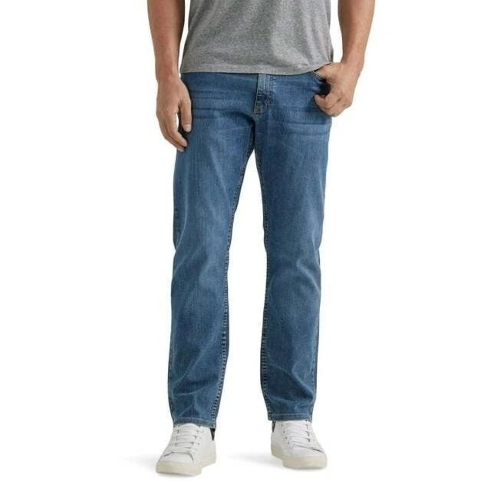 Wrangler Relaxed Fit Men's Size 32x29 Blue Denim Jeans No Tag
